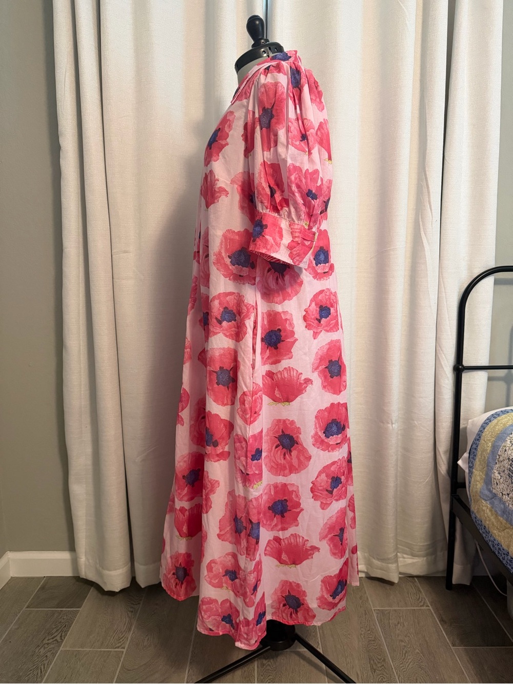Pink Floral Montauk Maxi Dress with Bold Poppy Print - Picture 2 of 9